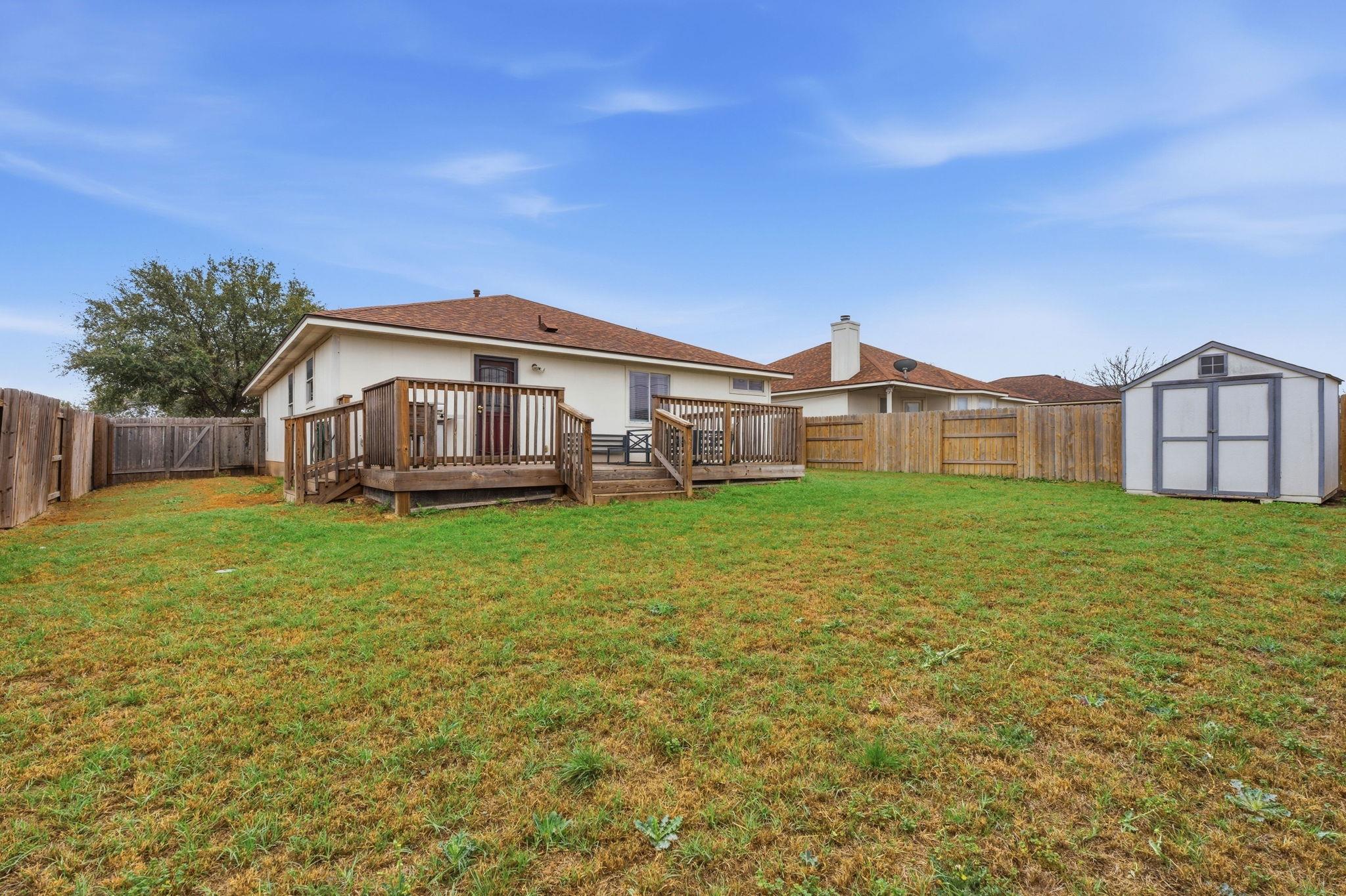 626 Atlantis Kyle TX 78640
