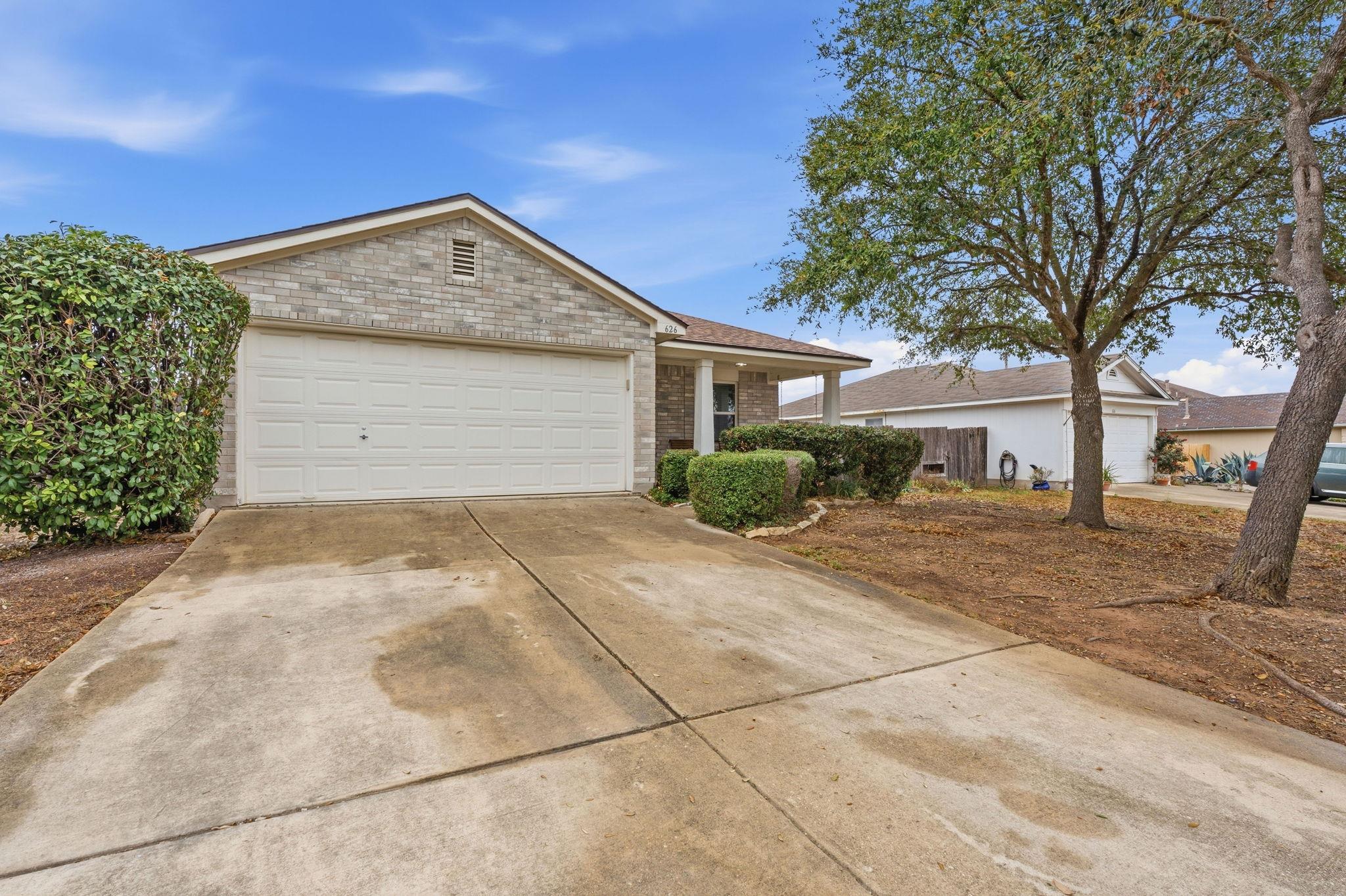 626 Atlantis Kyle TX 78640