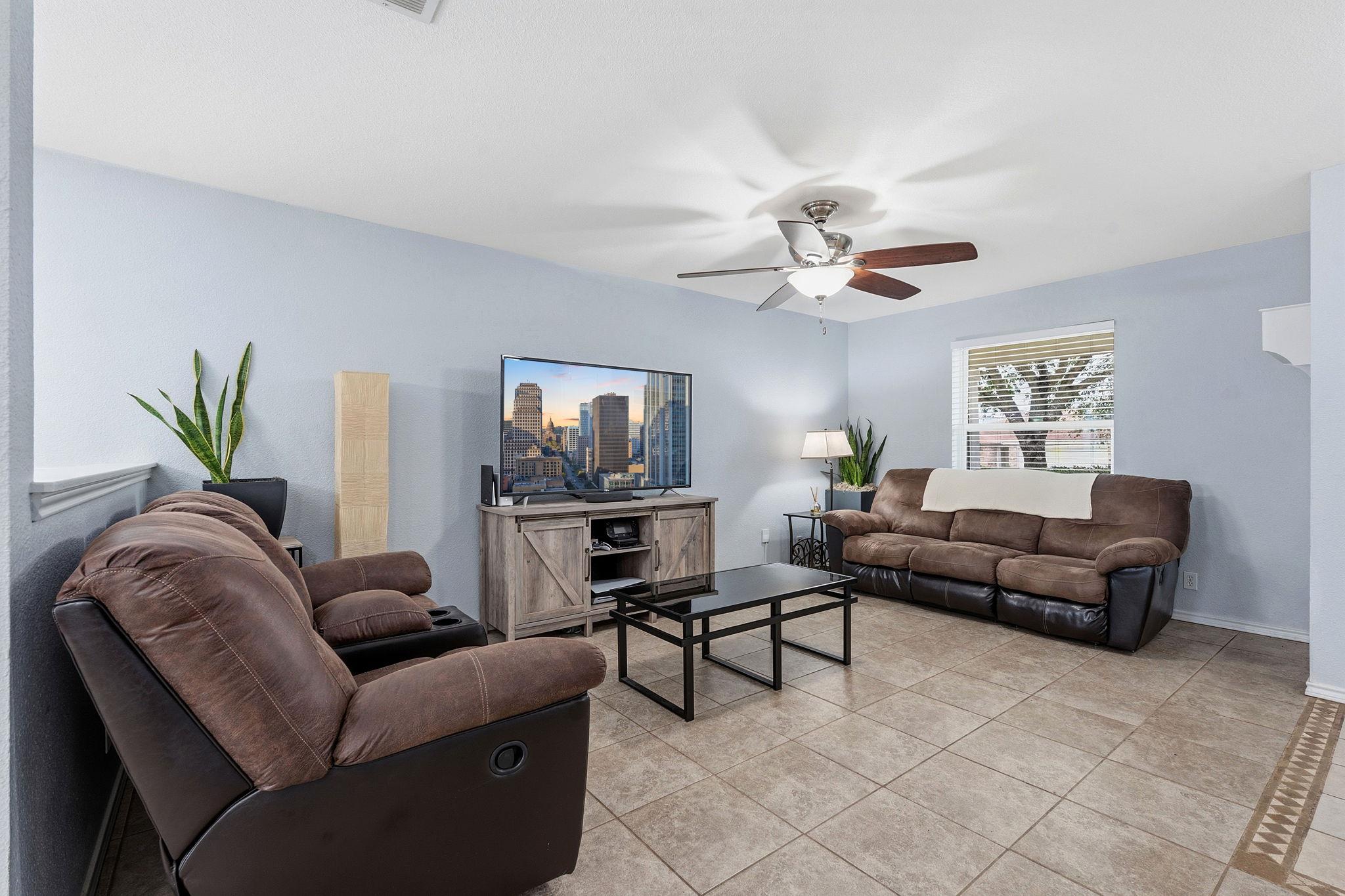 626 Atlantis Kyle TX 78640