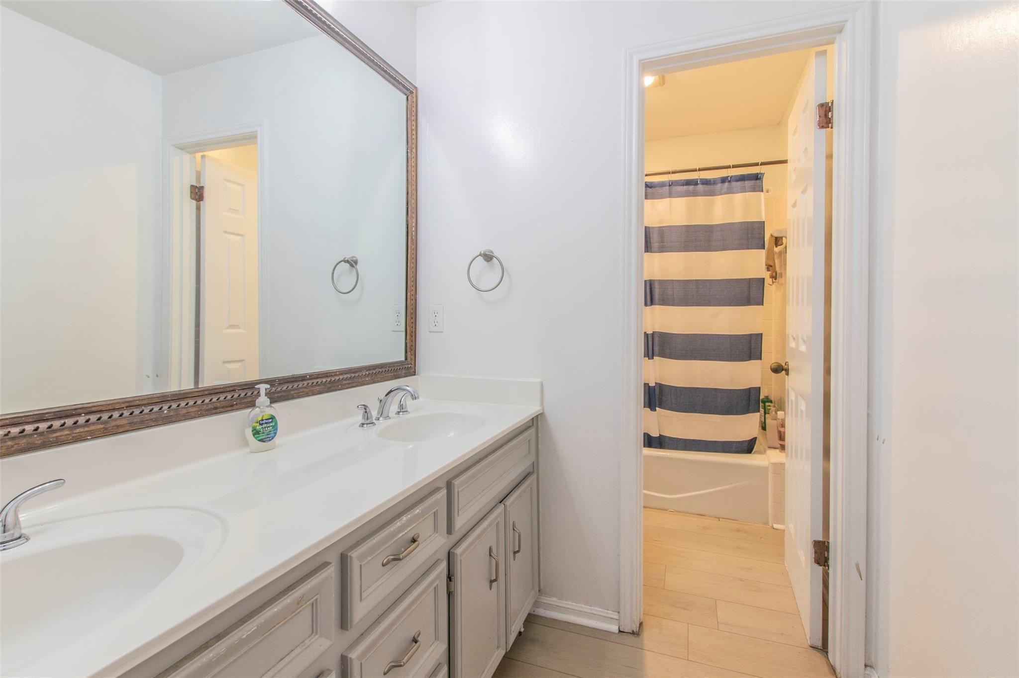 2400 Braemar Cove Austin TX 78747