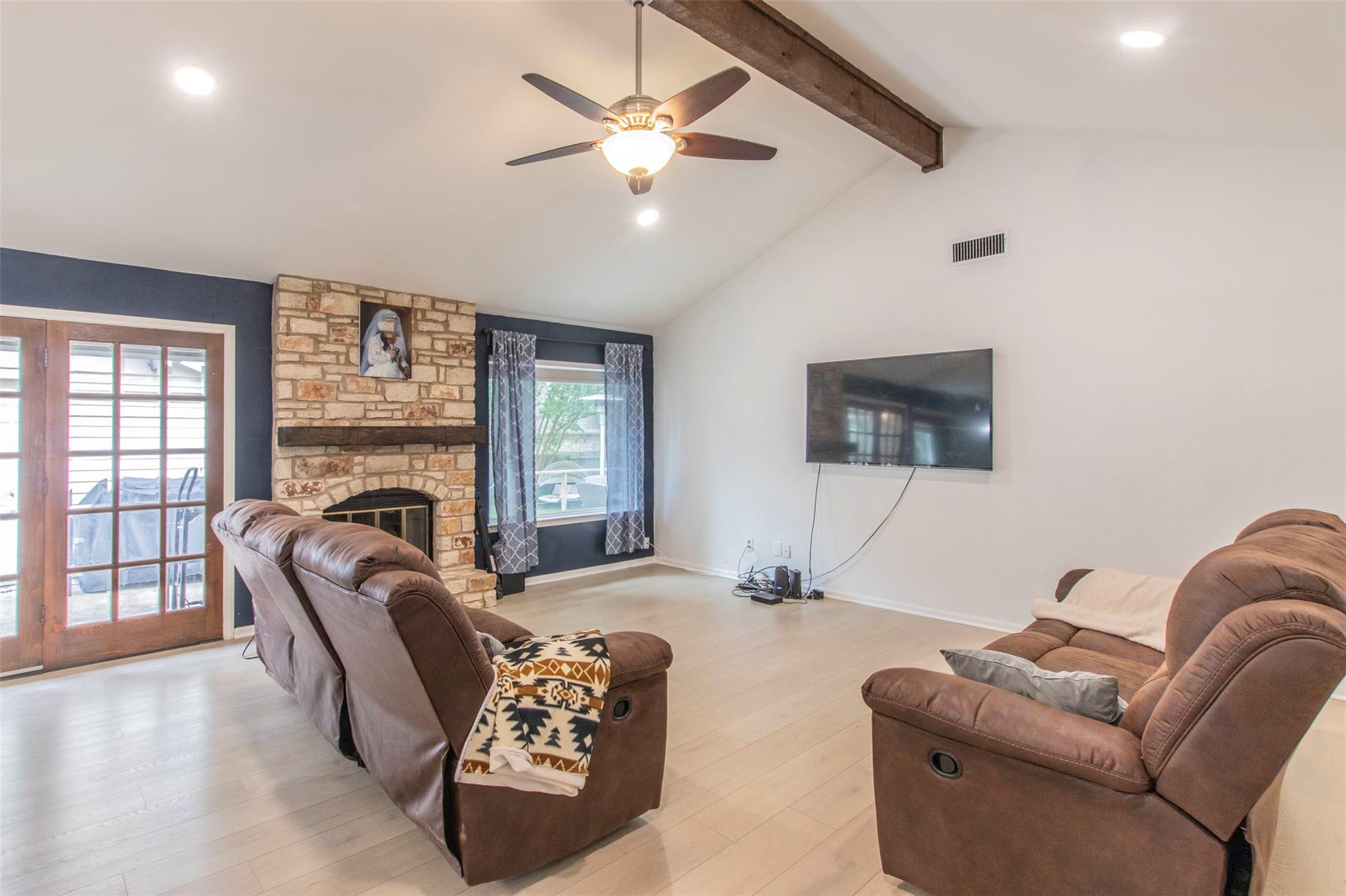 2400 Braemar Cove Austin TX 78747