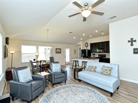 130 Sunshine Lane Kyle TX 78640