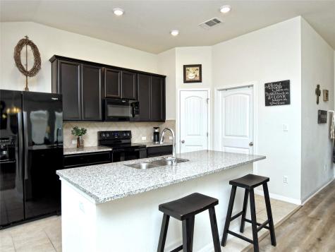 130 Sunshine Lane Kyle TX 78640