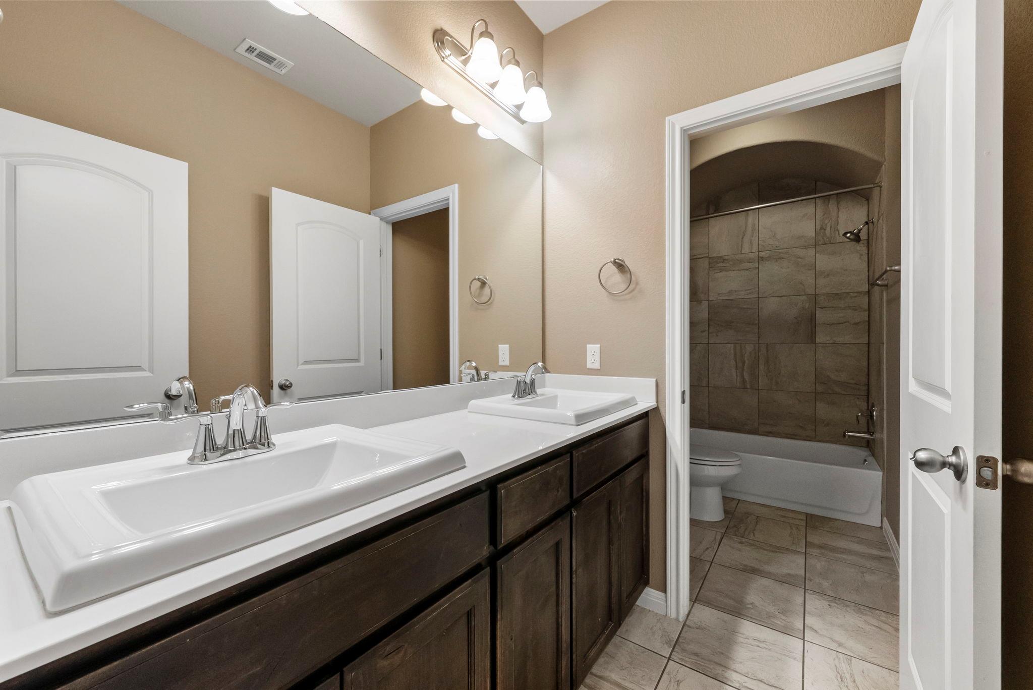 104 Estrella Lane Bertram TX 78605