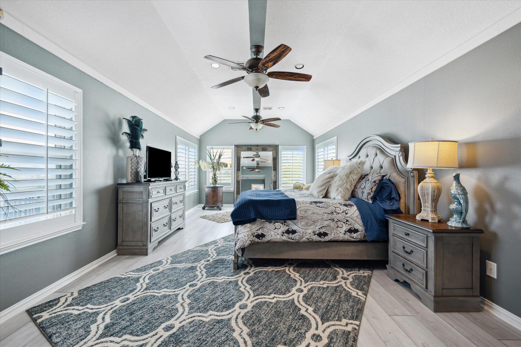 515 Wesley Ridge Drive Spicewood TX 78669