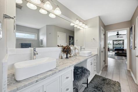 515 Wesley Ridge Drive Spicewood TX 78669