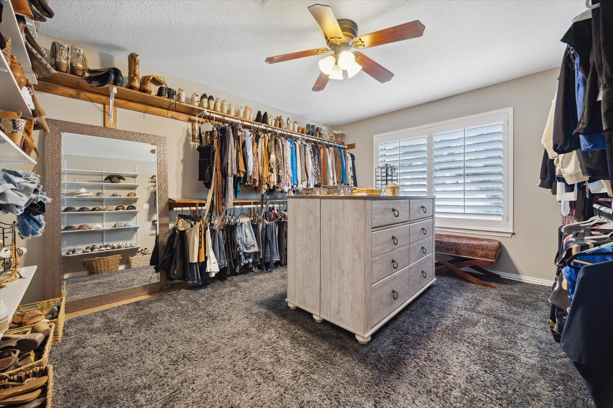 515 Wesley Ridge Drive Spicewood TX 78669