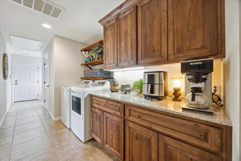 515 Wesley Ridge Drive Spicewood TX 78669