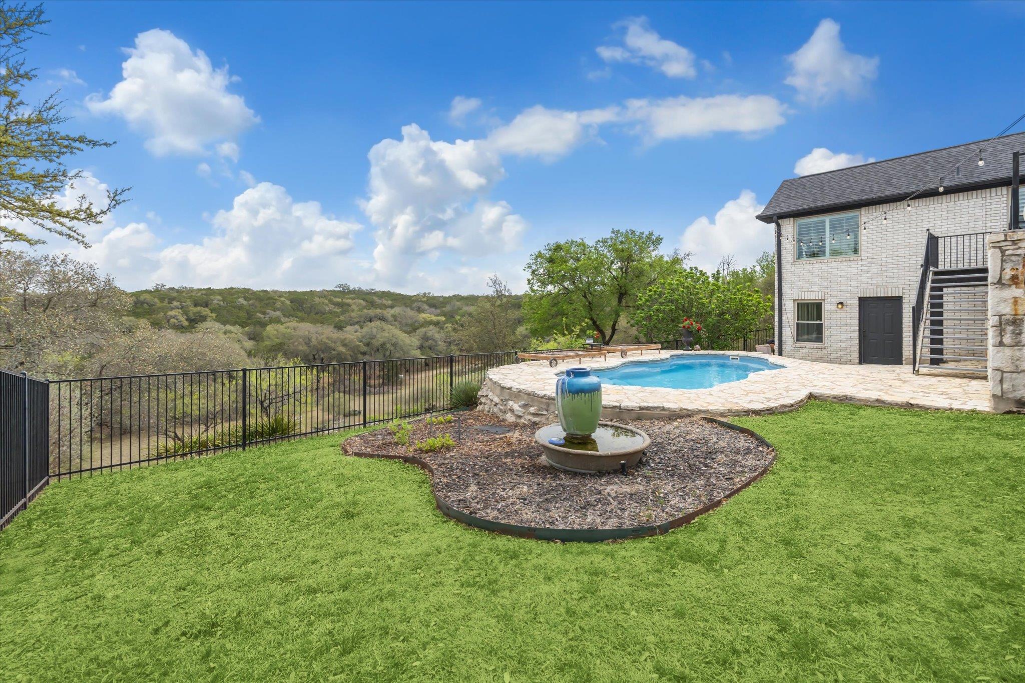 515 Wesley Ridge Drive Spicewood TX 78669
