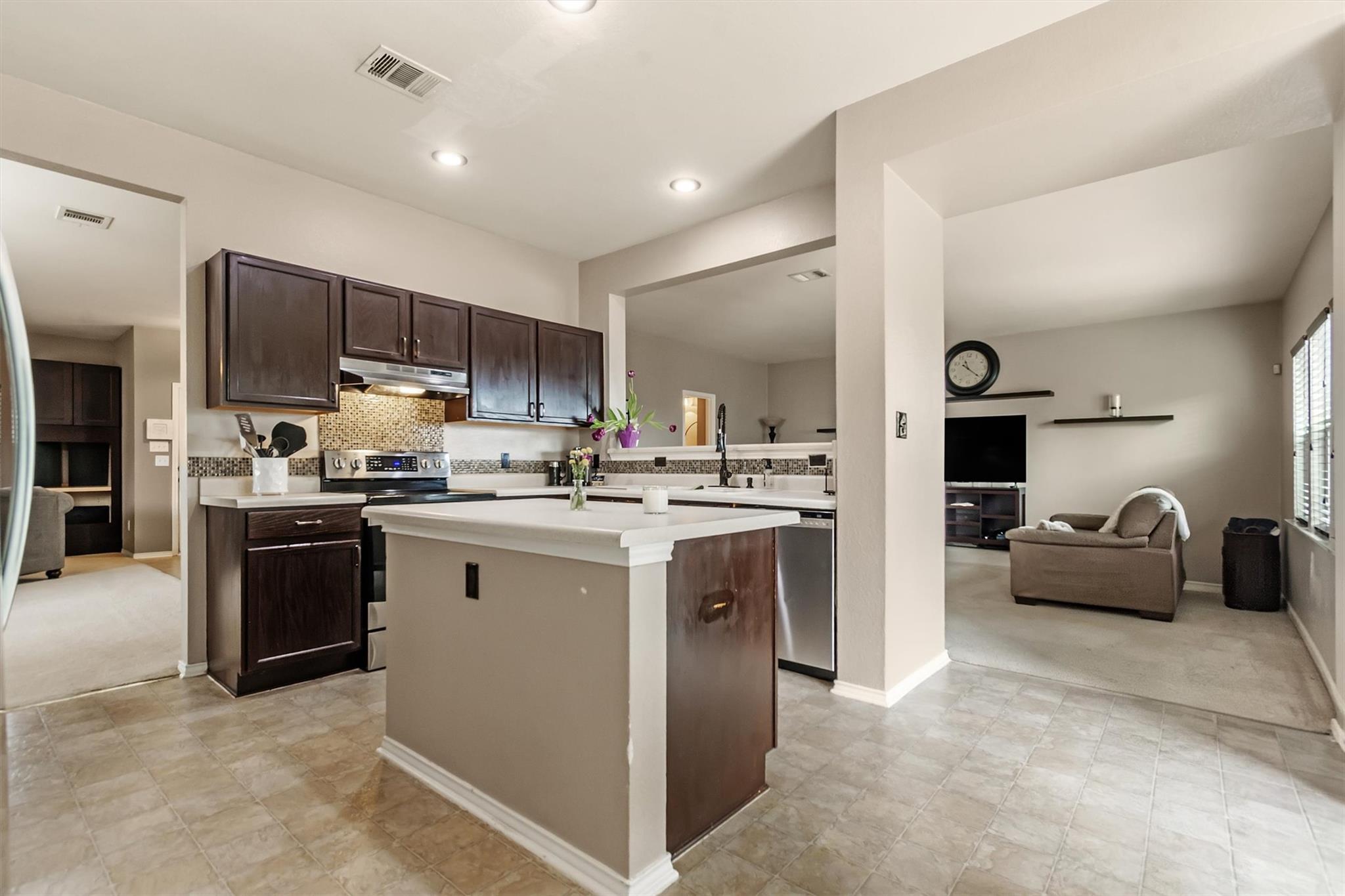 160 Japonica Court Kyle TX 78640