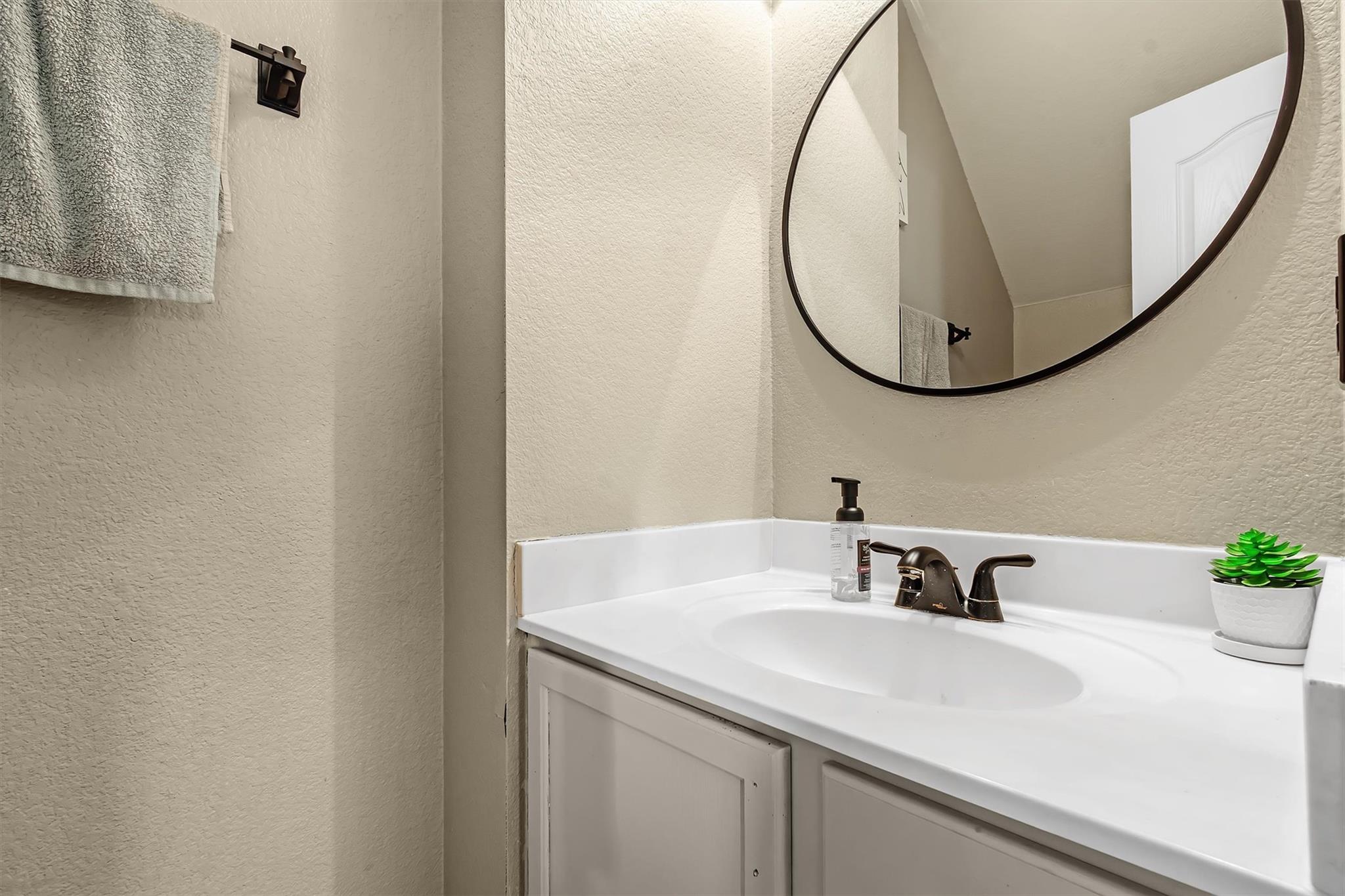 160 Japonica Court Kyle TX 78640