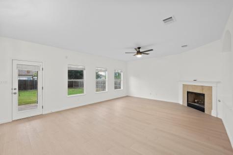 4312 Hidden Lake Crossing Pflugerville TX 78660