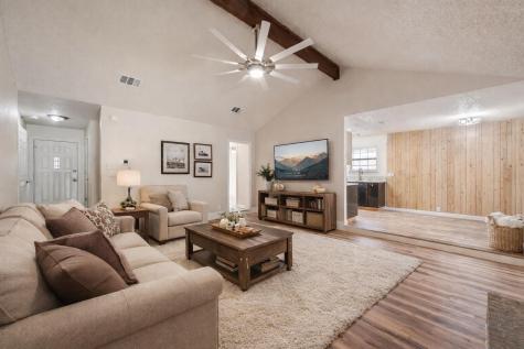 1800 Cedarlawn Street Taylor TX 76574