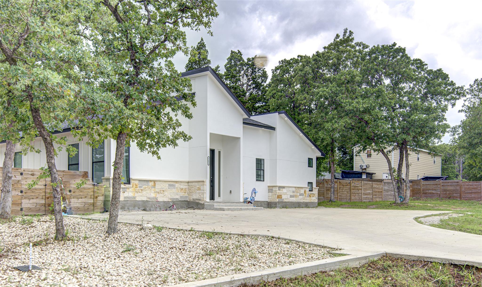 165 La Selva Drive Elgin TX 78621