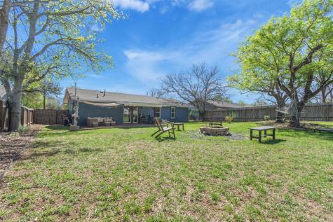 8800 Redfield Lane Austin TX 78758