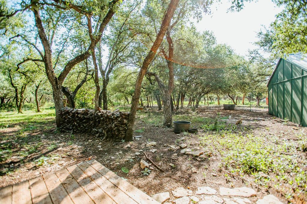 204 E Lakeshore Drive Dripping Springs TX 78620