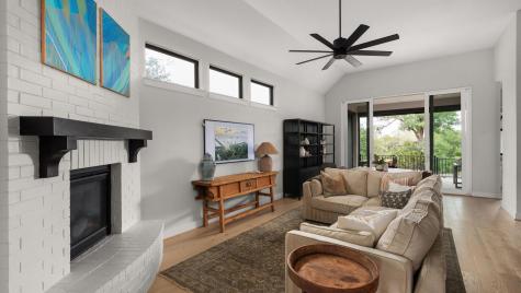645 Two Creeks Lane Austin TX 78737