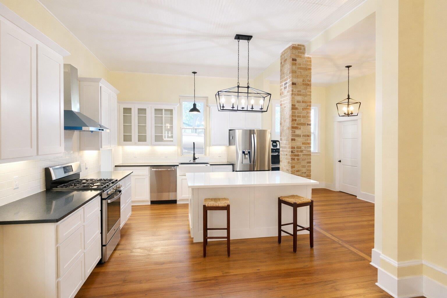 307 Burleson Street Smithville TX 78957