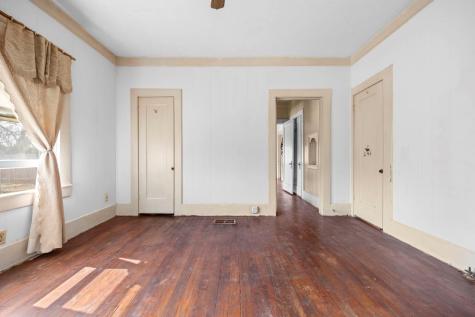 401 S Love Avenue Florence TX 76527