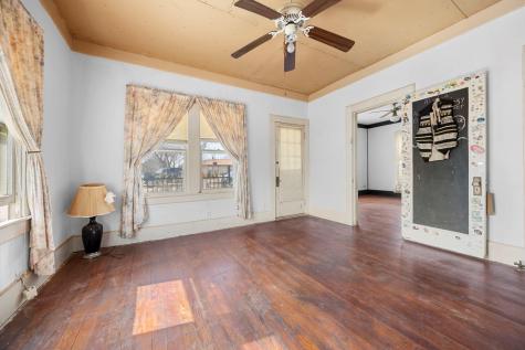 401 S Love Avenue Florence TX 76527