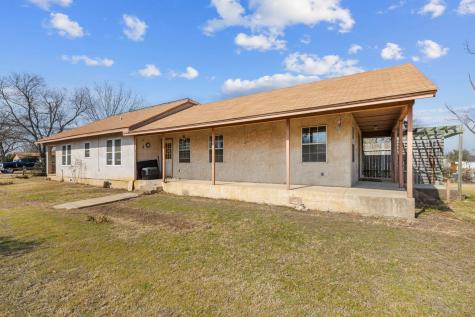 401 S Love Avenue Florence TX 76527