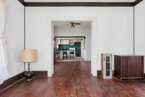 401 S Love Avenue Florence TX 76527