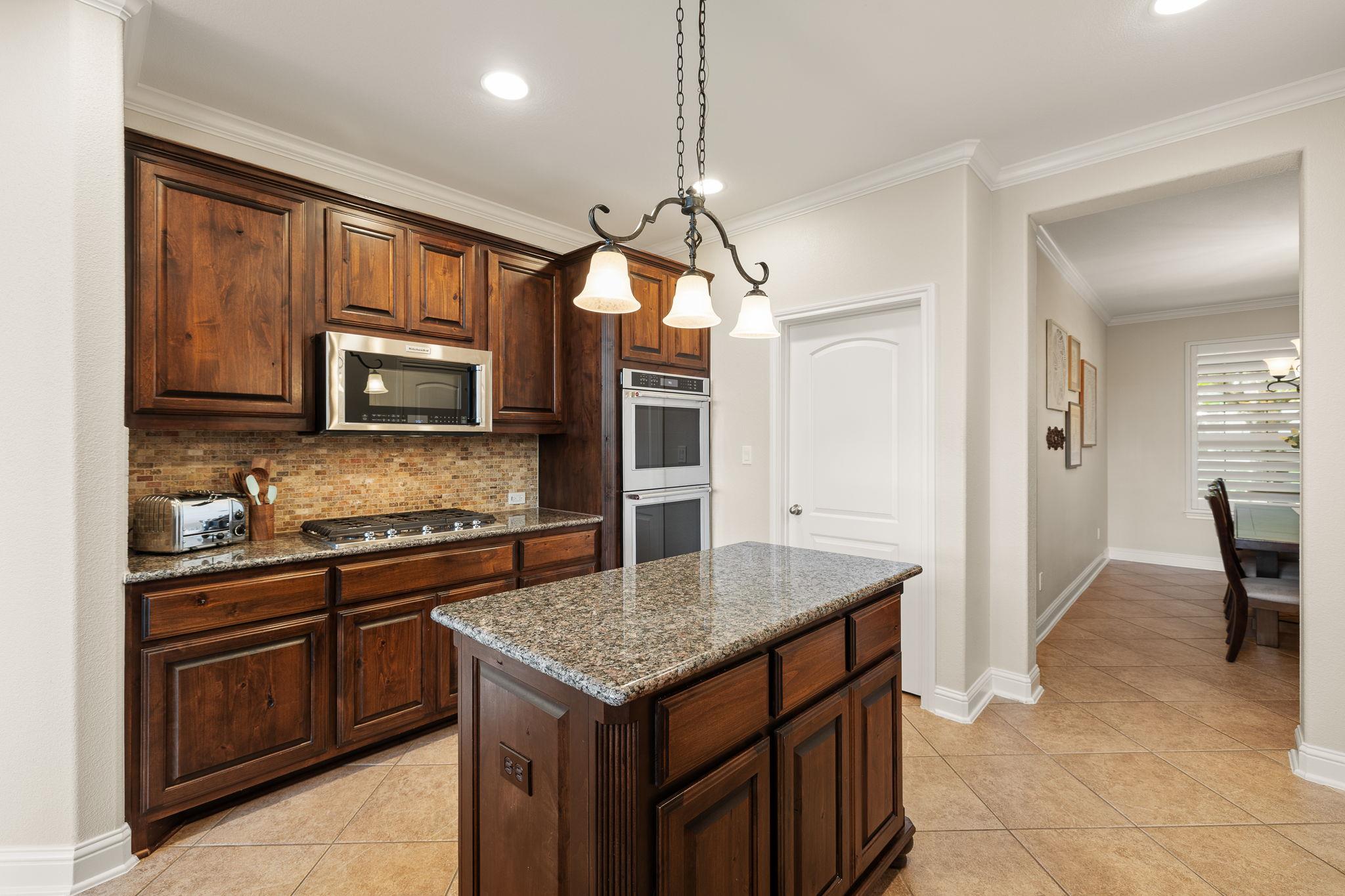 12612 Capella Trail Austin TX 78732