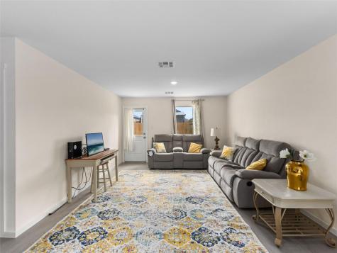 11543 Field Briar Converse TX 78109