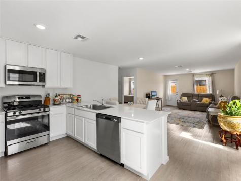 11543 Field Briar Converse TX 78109