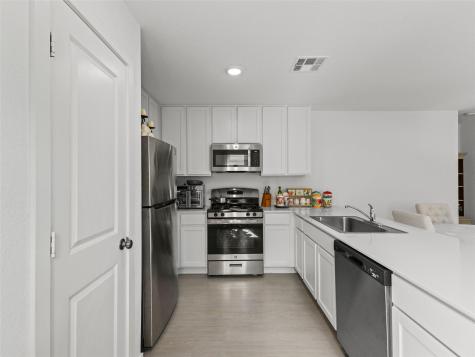 11543 Field Briar Converse TX 78109