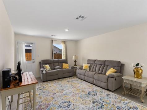 11543 Field Briar Converse TX 78109
