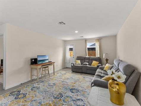 11543 Field Briar Converse TX 78109