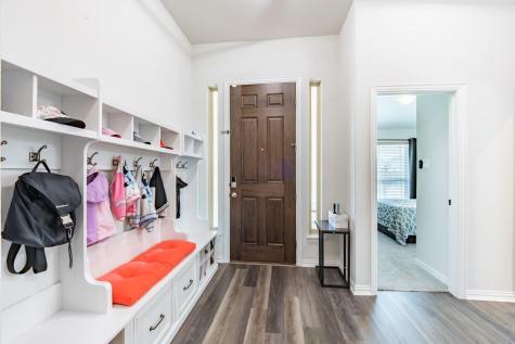 402 Pulitzer Drive Hutto TX 78634