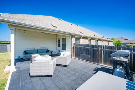 402 Pulitzer Drive Hutto TX 78634