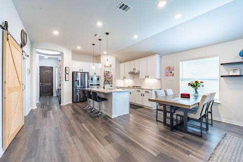 402 Pulitzer Drive Hutto TX 78634