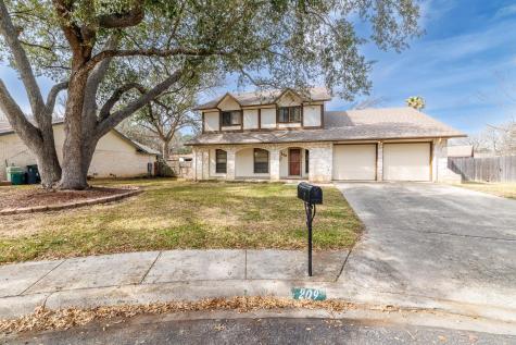 209 Coventry Lane Seguin TX 78155