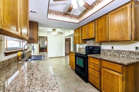 209 Coventry Lane Seguin TX 78155