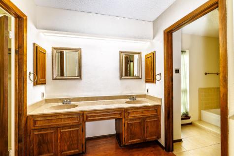 209 Coventry Lane Seguin TX 78155