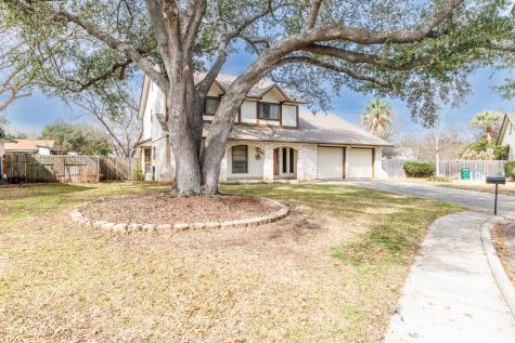 209 Coventry Lane Seguin TX 78155