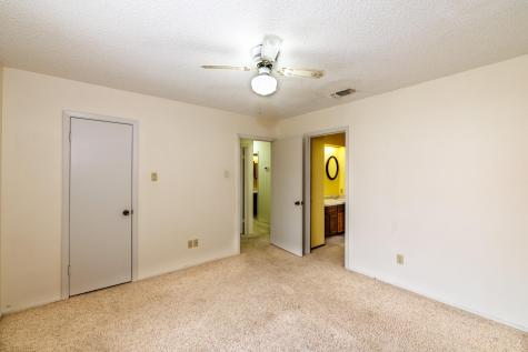 209 Coventry Lane Seguin TX 78155
