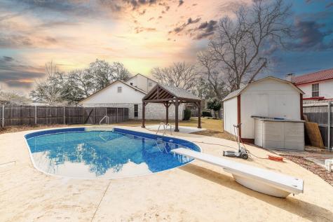 209 Coventry Lane Seguin TX 78155