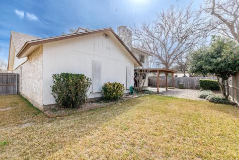 209 Coventry Lane Seguin TX 78155
