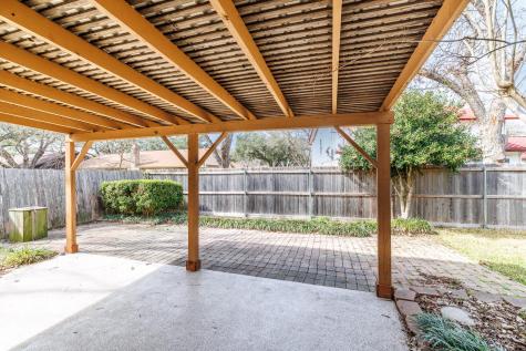 209 Coventry Lane Seguin TX 78155
