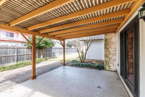 209 Coventry Lane Seguin TX 78155