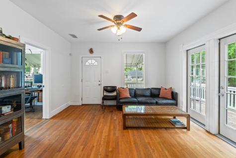 4404 Barrow Avenue Austin TX 78751