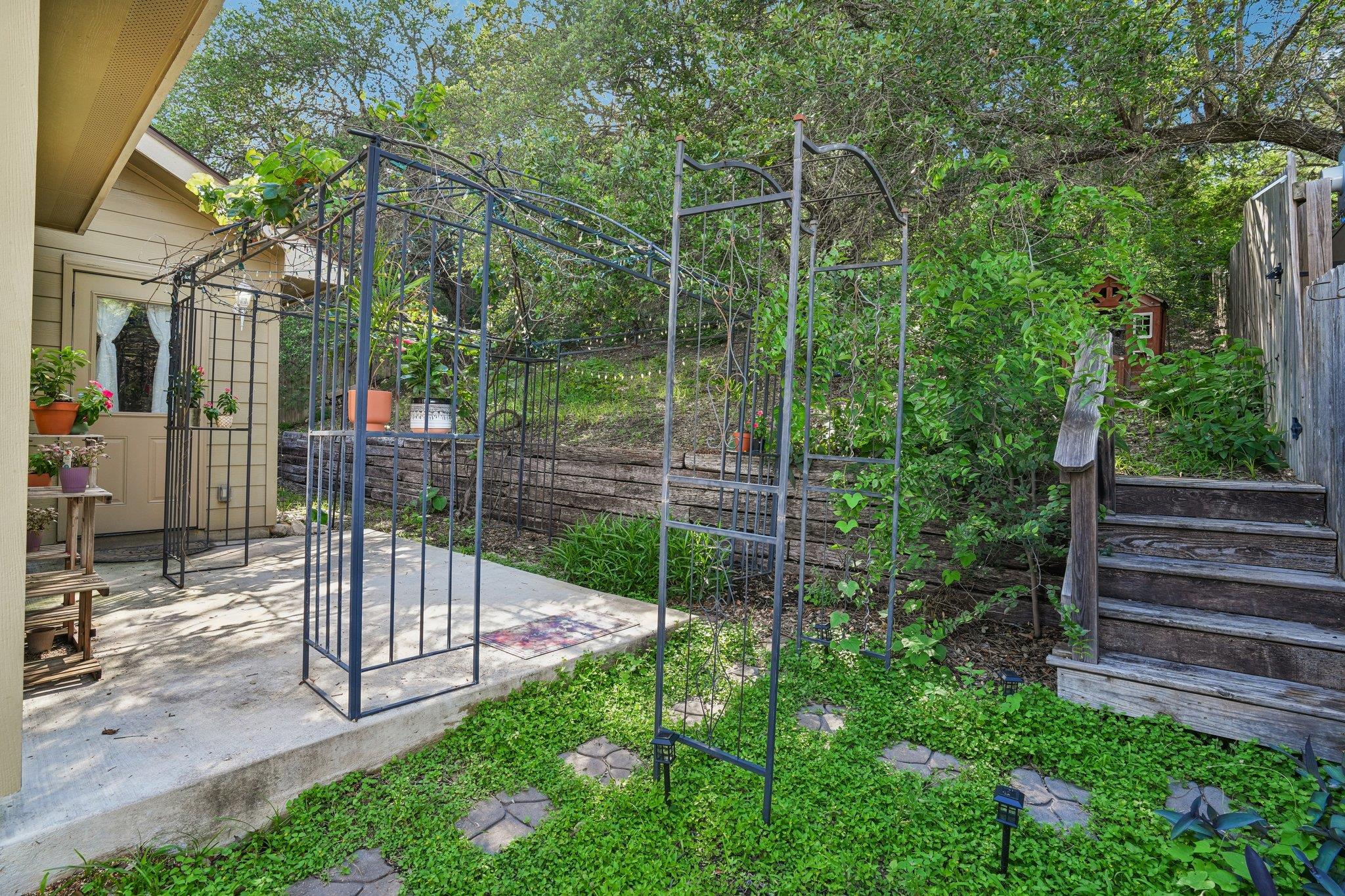 1427 Bonnyview Drive Canyon Lake TX 78133