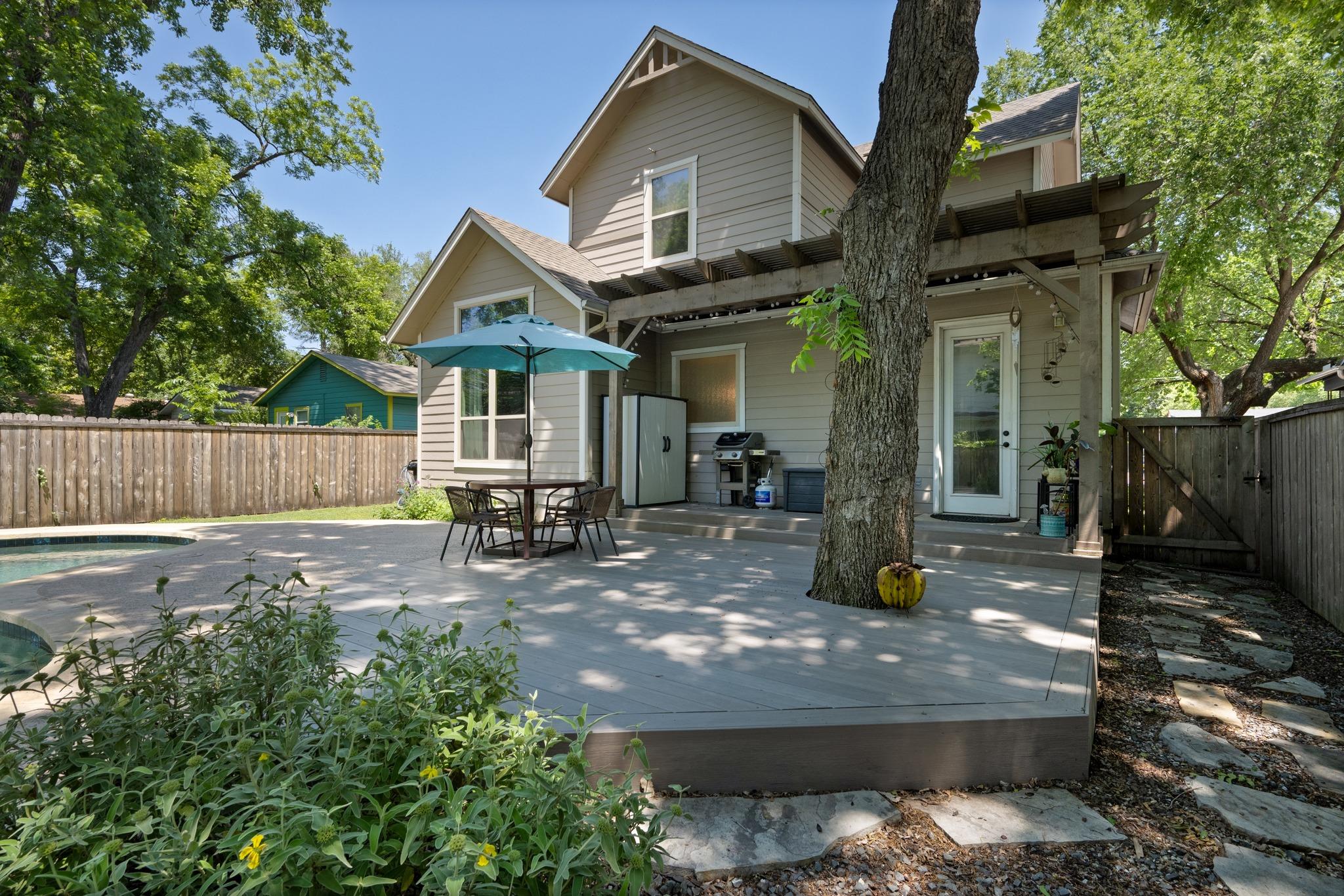 1002 Linden Street Austin TX 78702