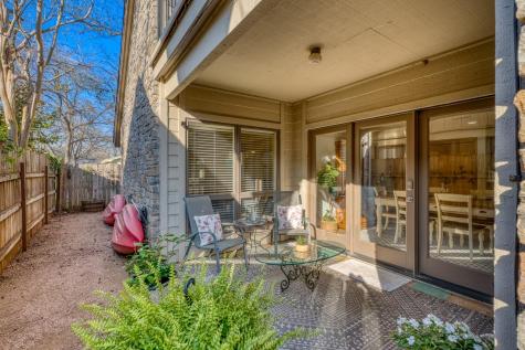 402 Meadowlakes Drive Meadowlakes TX 78654
