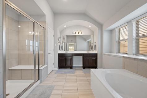 105 W Highfield Street Hutto TX 78634