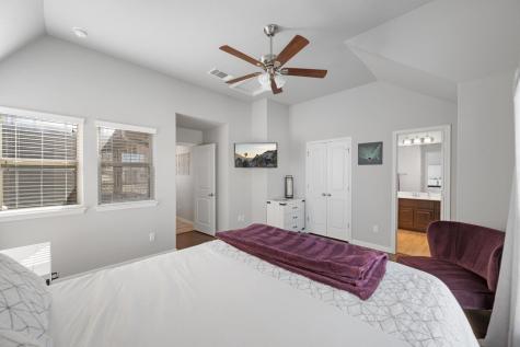 105 W Highfield Street Hutto TX 78634
